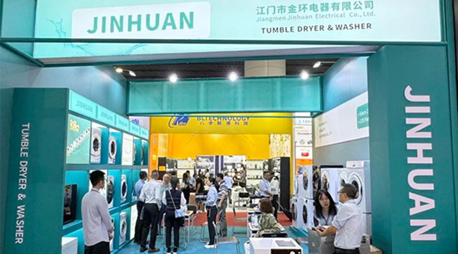 廣交會(huì)第一天！金環(huán)電器吸引世界各地客戶駐足參觀交流