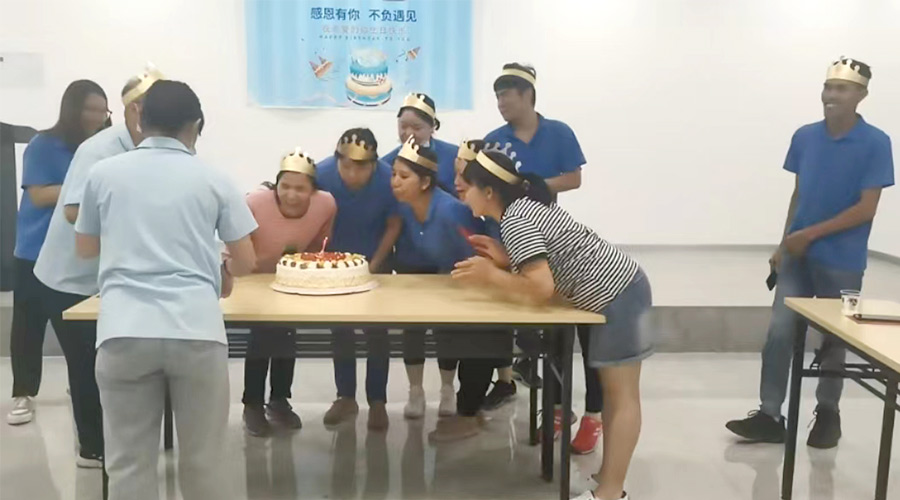 金環(huán)電器6月份員工生日會  美好如約而至！