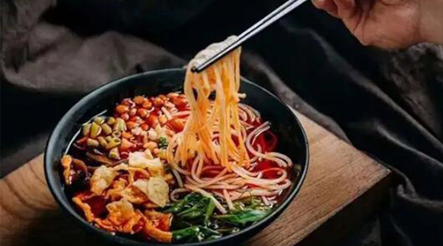 吃螺螄粉衣服上有味道如何快速解決！滾筒衣服烘干機(jī)有辦法